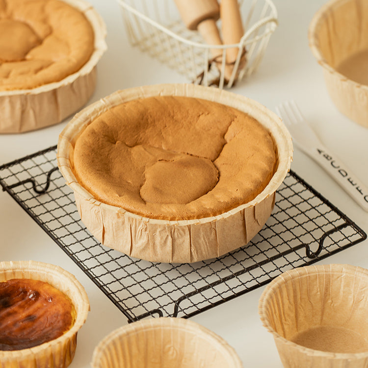 Oven-Safe Disposable Paper Cake Mould Pack 50