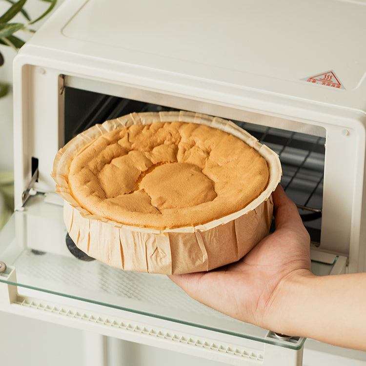 Oven-Safe Disposable Paper Cake Mould Pack 50